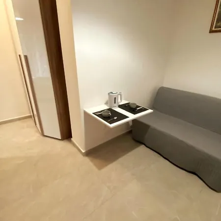 La Perla Bianca Regio Parco Apartment *