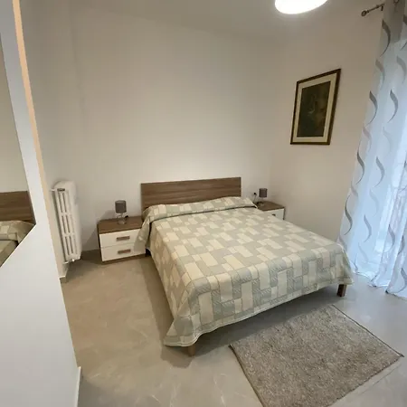 Apartment La Perla Bianca Regio Parco *