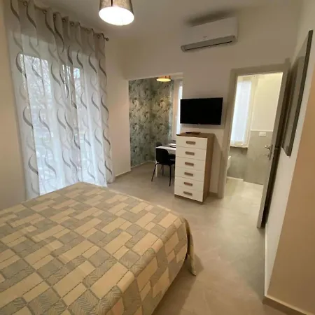 La Perla Bianca Regio Parco Apartment *